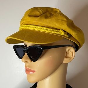 HP 💕chic street style classic Brixton mustard fisherman cap worn once! Size XS